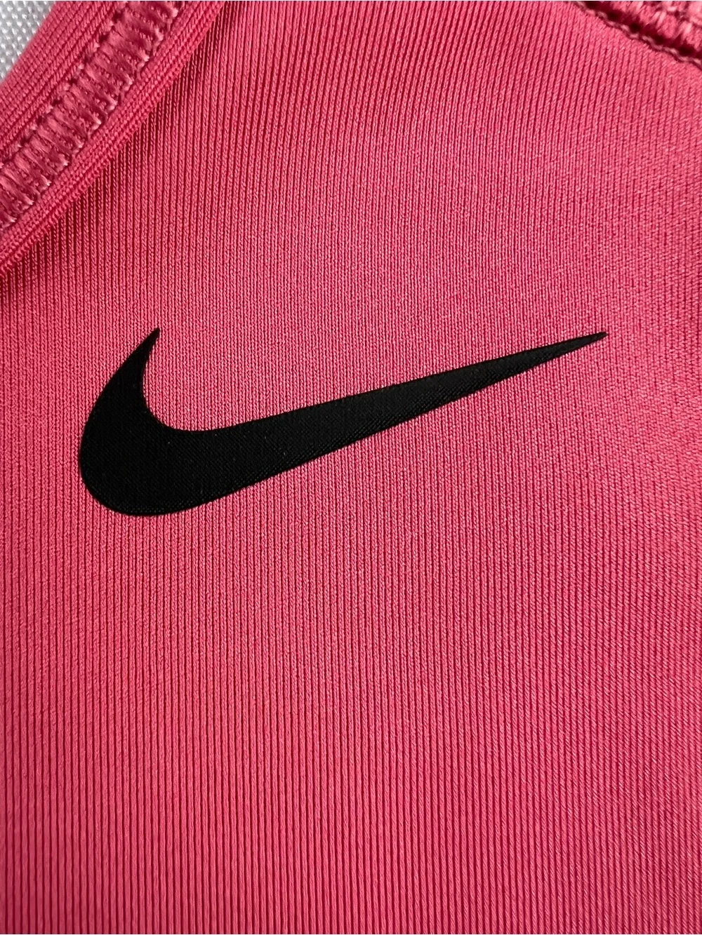 Nike Dri-Fit Salmon Pink Yoga Pilates Workout Sports Bra
